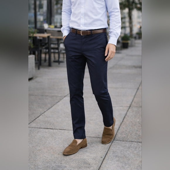 Gucci Men’s Navy Cotton Trousers Pants – Size 36x30 – Signature Red Detail - Picture 2 of 10